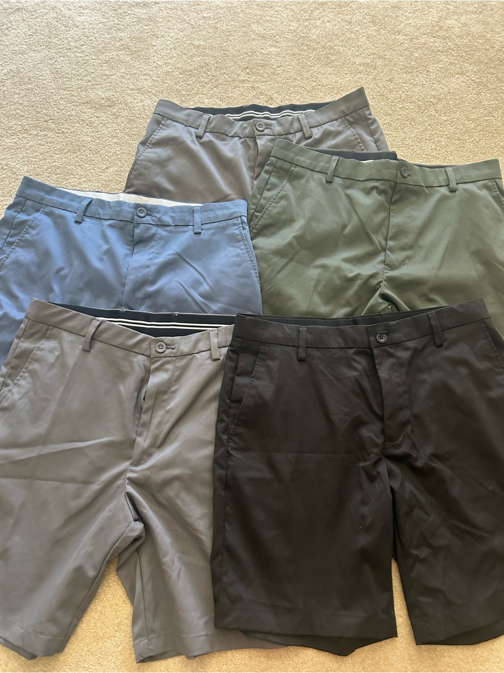 Amazon Essentials Men's Golf Shorts — Black, Olive, Light Blue, Gray x2